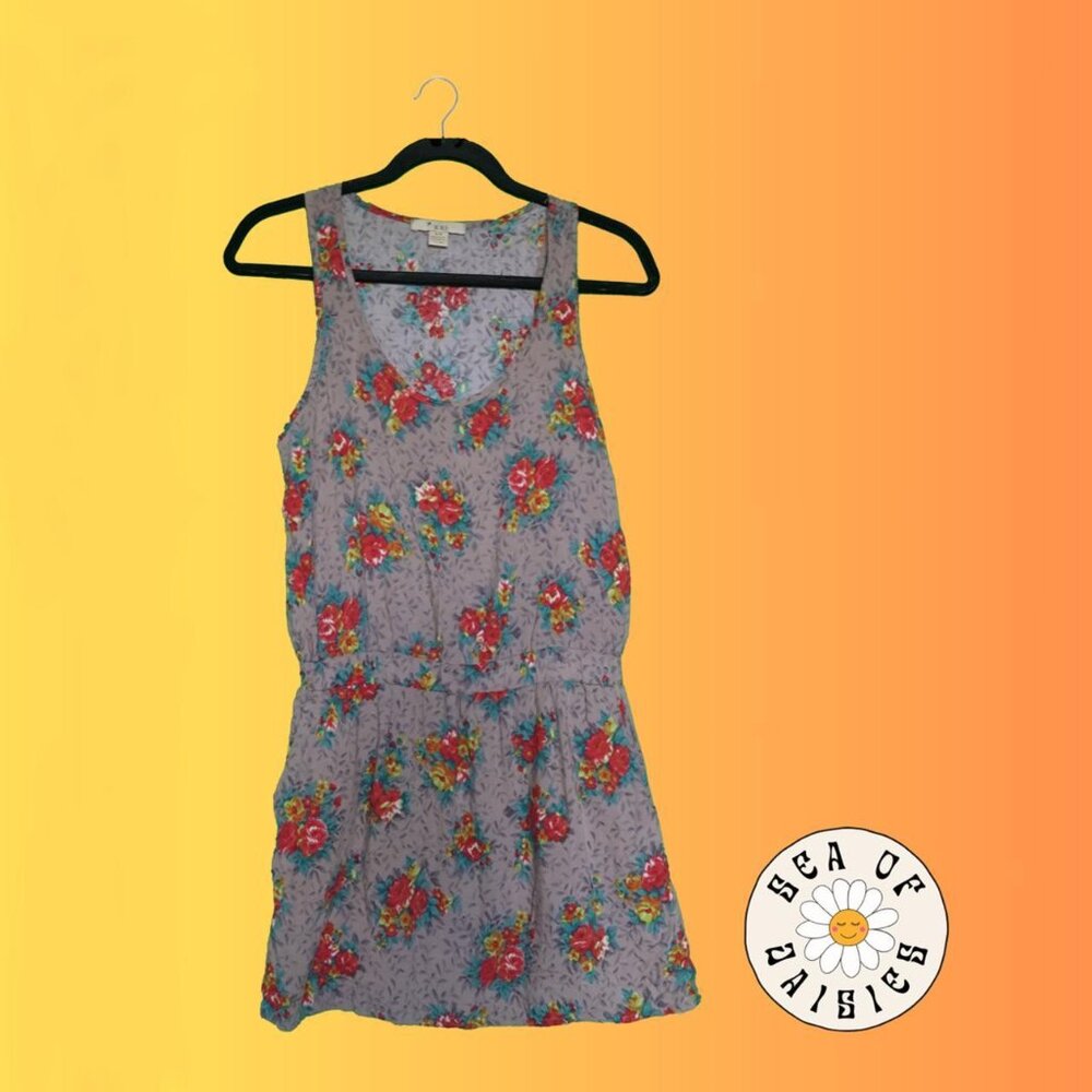 Forever 21 sleeveless Lilac Floral Dress with Pockets Size Small